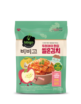 '비비고 우리아이 한입 썰은김치' 제품 이미지. CJ제일제당 제공